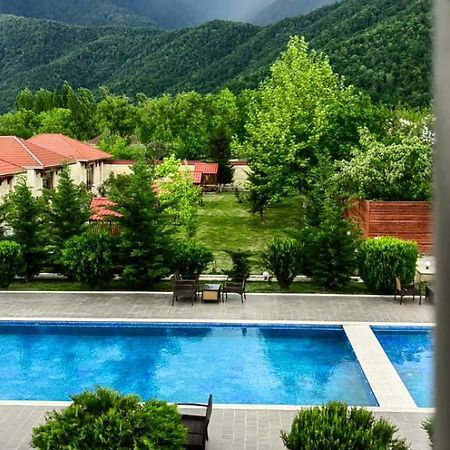 Gabala Bliss Inn Hotel And Restaurant Buitenkant foto