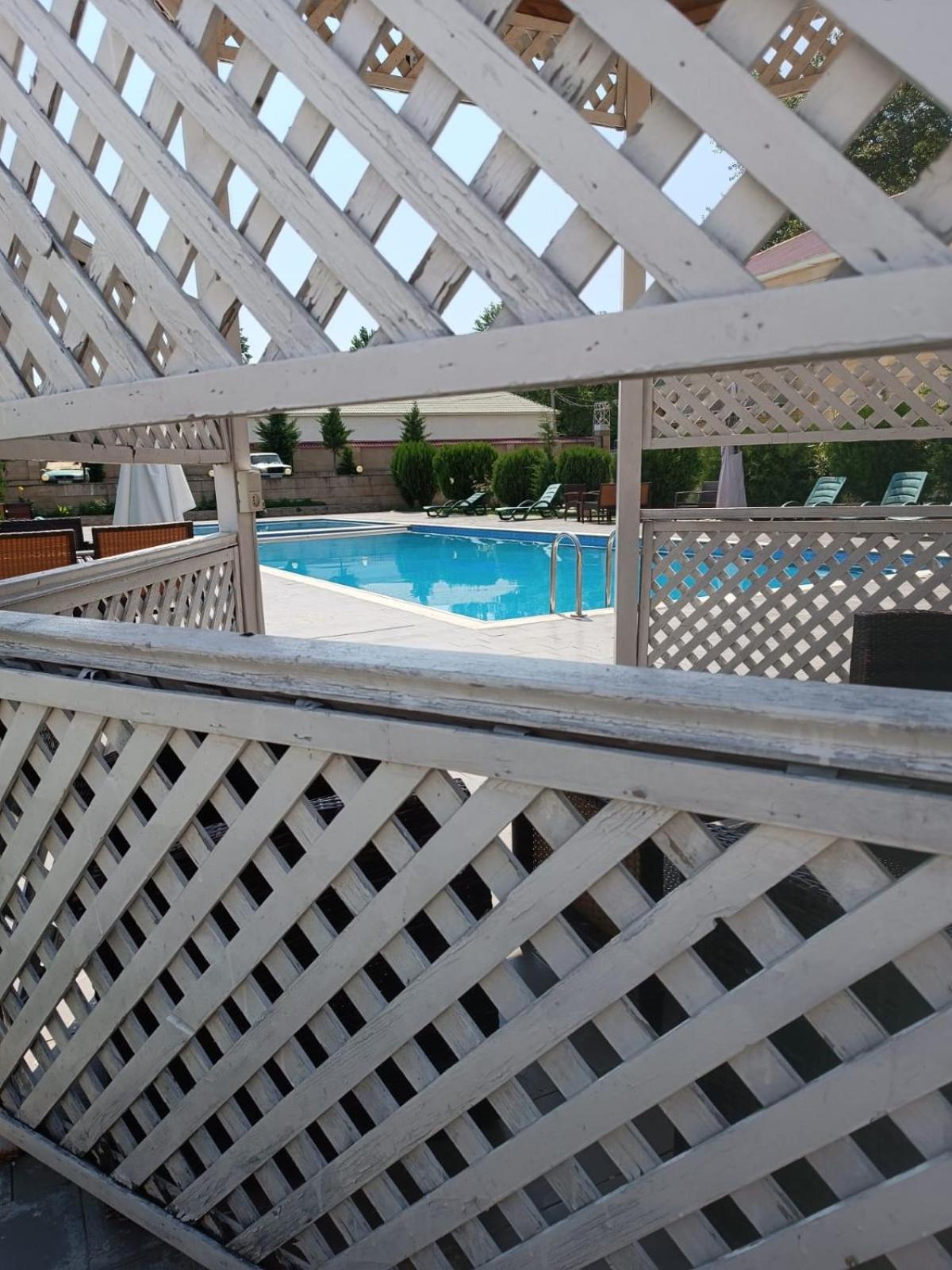Gabala Bliss Inn Hotel And Restaurant Buitenkant foto