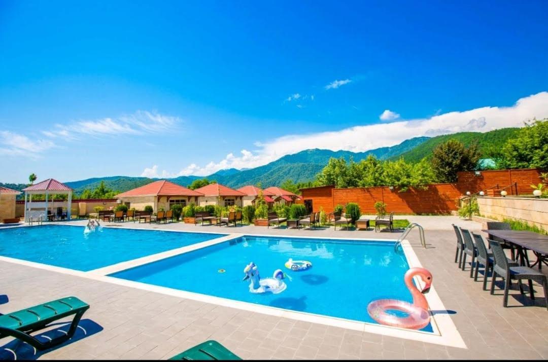 Gabala Bliss Inn Hotel And Restaurant Buitenkant foto