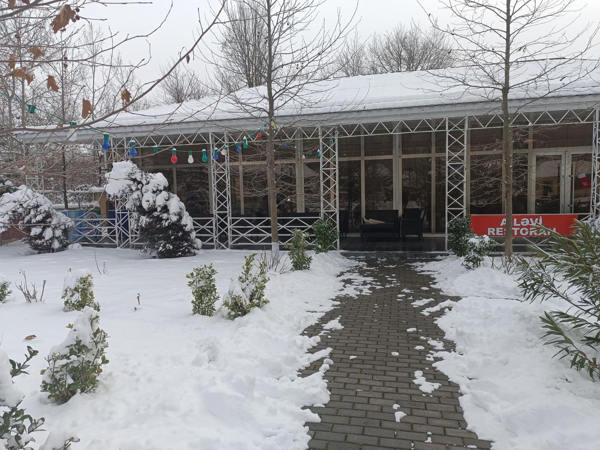 Gabala Bliss Inn Hotel And Restaurant Buitenkant foto