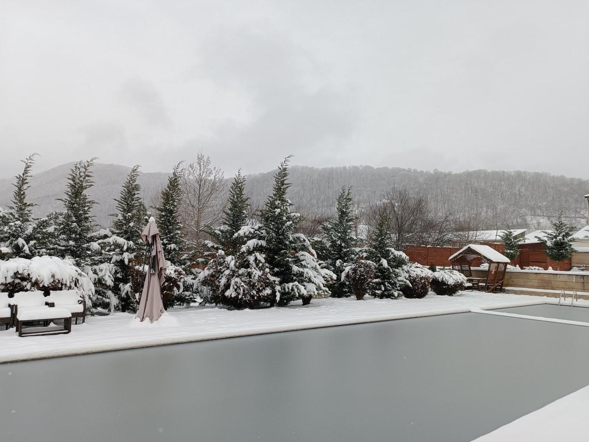 Gabala Bliss Inn Hotel And Restaurant Buitenkant foto