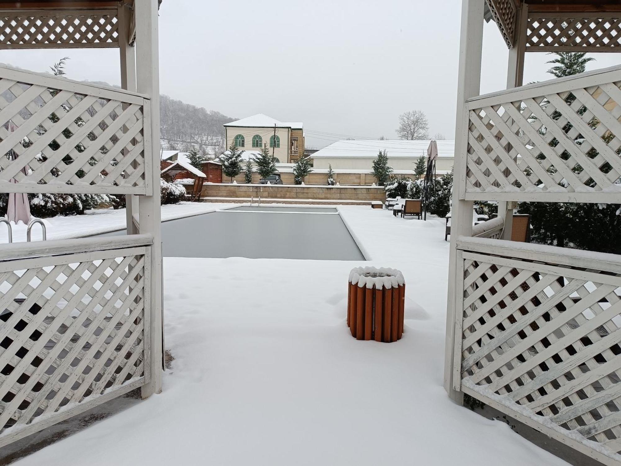Gabala Bliss Inn Hotel And Restaurant Buitenkant foto